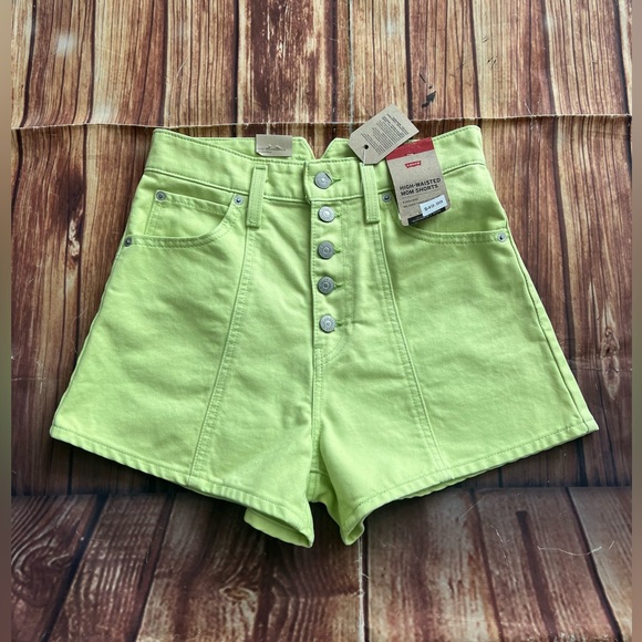 Levi’s Strauss Women’s Notch High Waisted Mom Shorts Daiquiri Green Size 26 - Picture 3 of 9